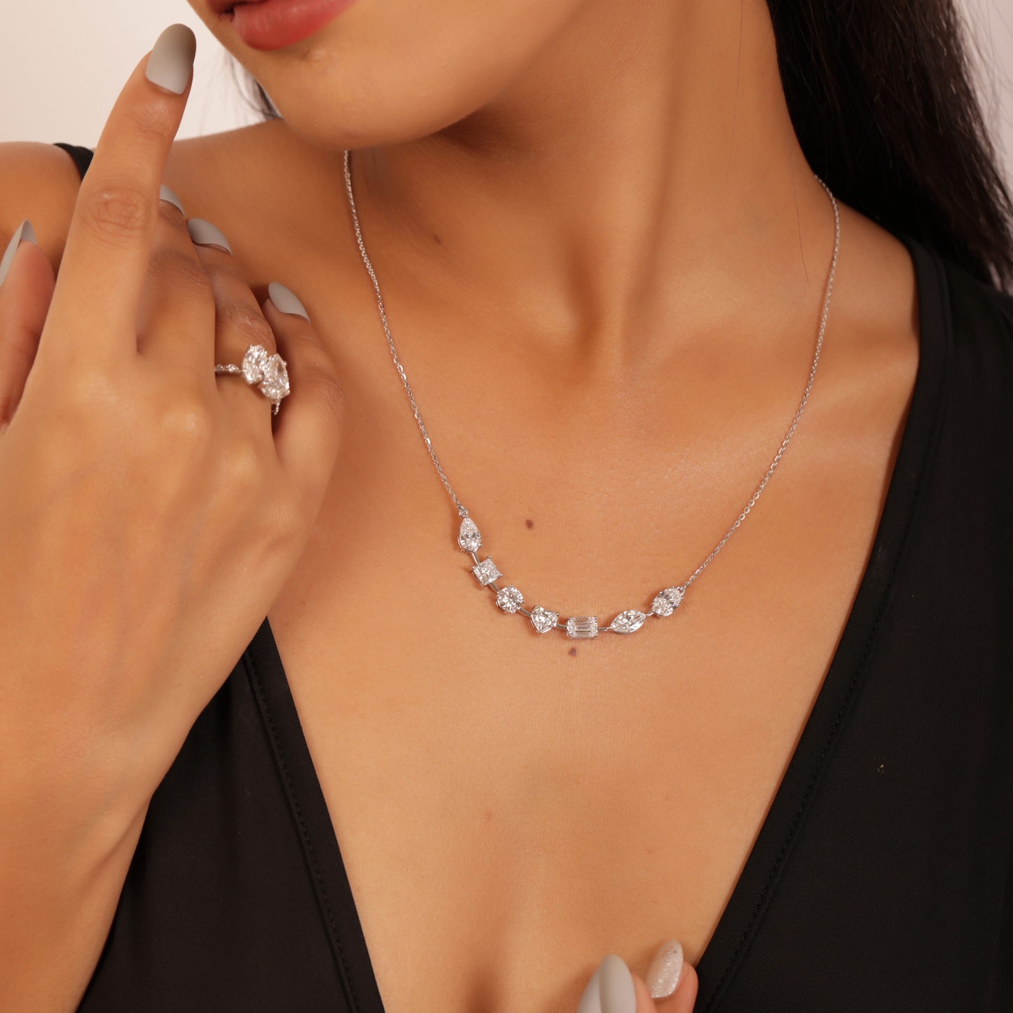 Lustre Line Necklace