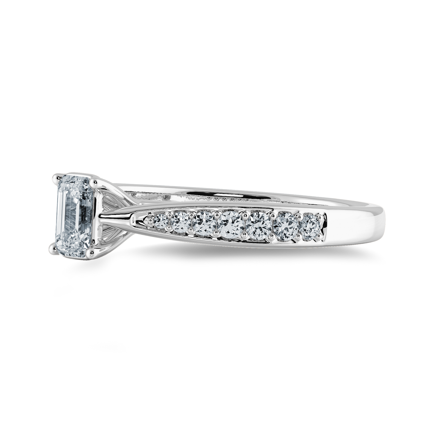 Emerald Soitaire Ring with Tapered Shank