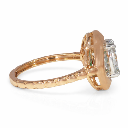 Oval bezel Ring